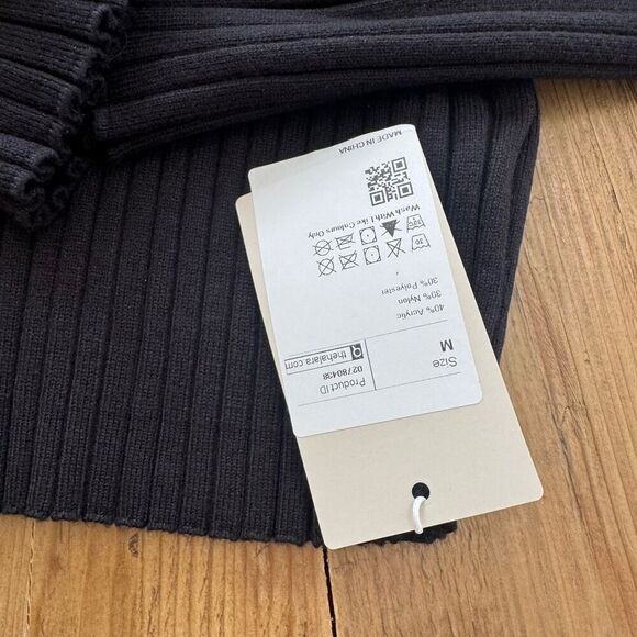 Halara Round Neck Long Sleeve Frill Casual Sweater size medium - Picture 5 of 7